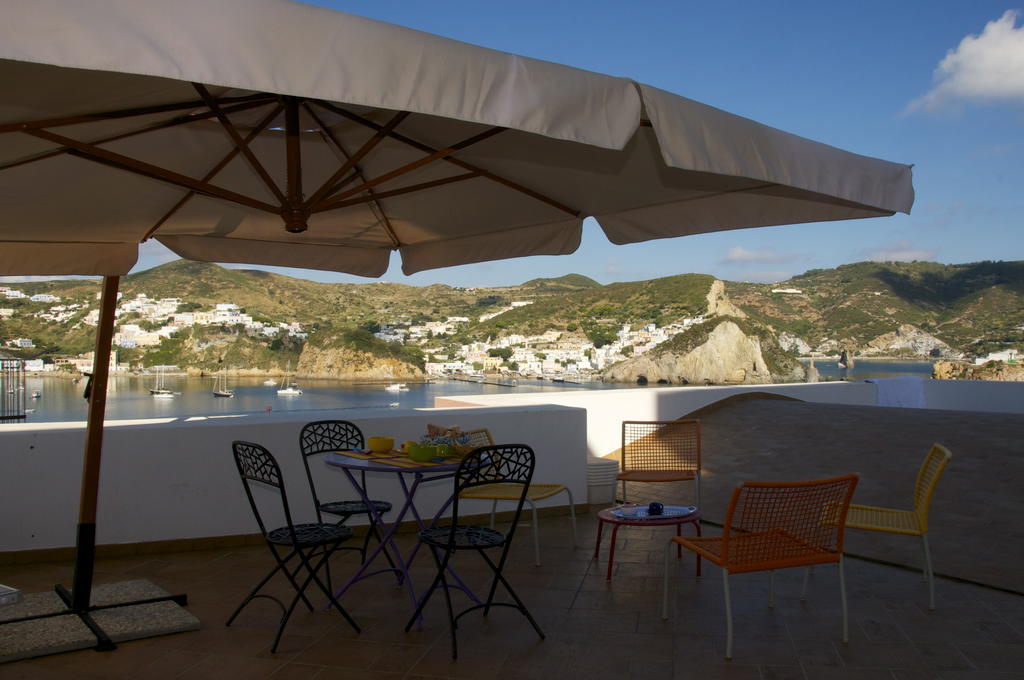 B&B La Terrazza Sul Porto Ponza Exterior photo
