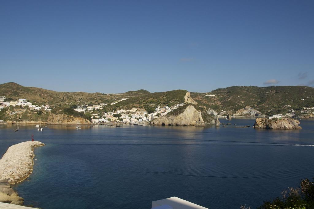 B&B La Terrazza Sul Porto Ponza Exterior photo